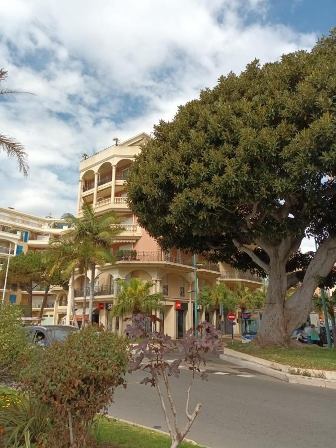 Attico Victoria Palace Suggestivo E Spettacolare مينتون المظهر الخارجي الصورة