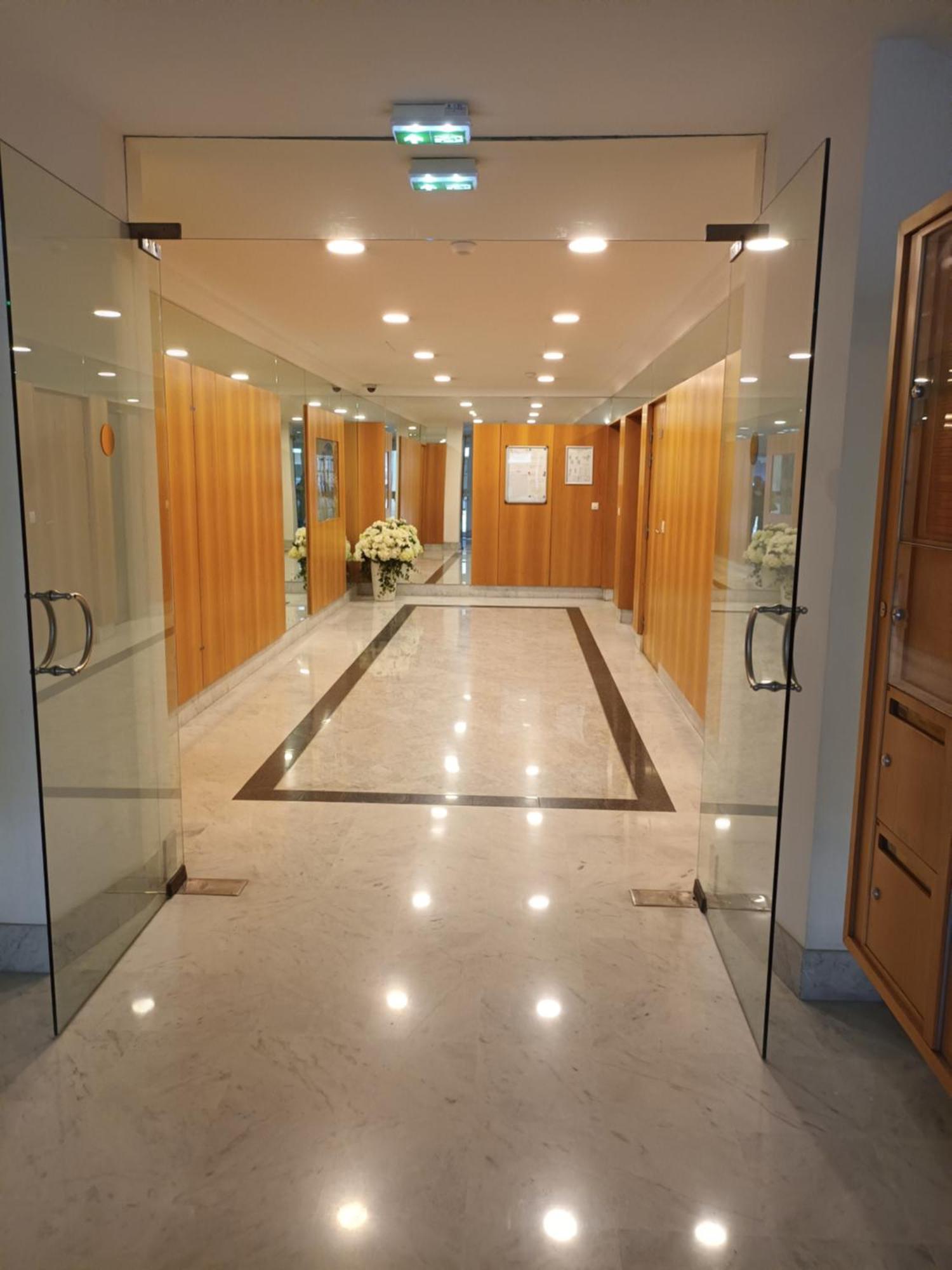 Attico Victoria Palace Suggestivo E Spettacolare مينتون المظهر الخارجي الصورة